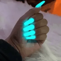 Kit efecto glow uñas que alumbran en la oscuridad💅